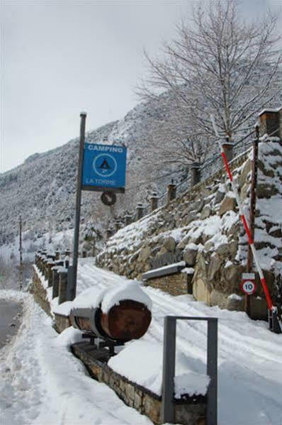 Camping La Torre Hotel Espot Buitenkant foto