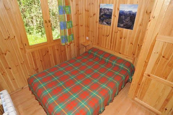 Camping La Torre Hotel Espot Buitenkant foto