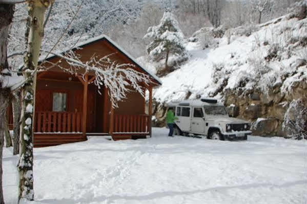 Camping La Torre Hotel Espot Buitenkant foto